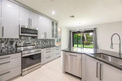 4207 W Whitewater Avenue Weston FL 33332