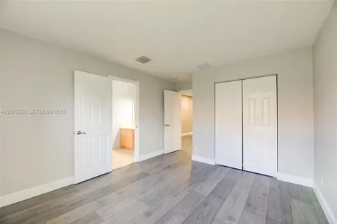 4207 W Whitewater Avenue Weston FL 33332