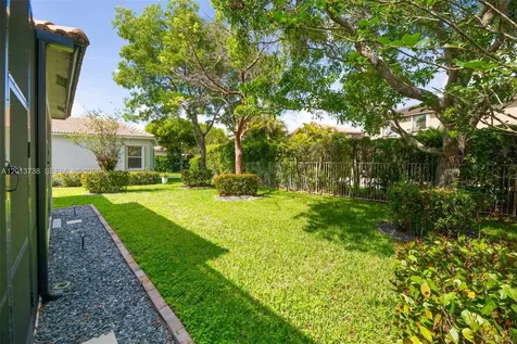 4207 W Whitewater Avenue Weston FL 33332