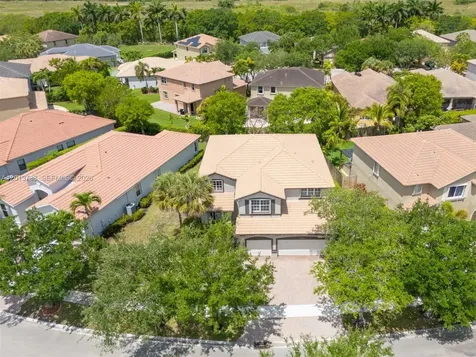 4207 W Whitewater Avenue Weston FL 33332
