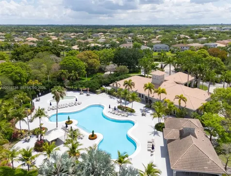 4207 W Whitewater Avenue Weston FL 33332