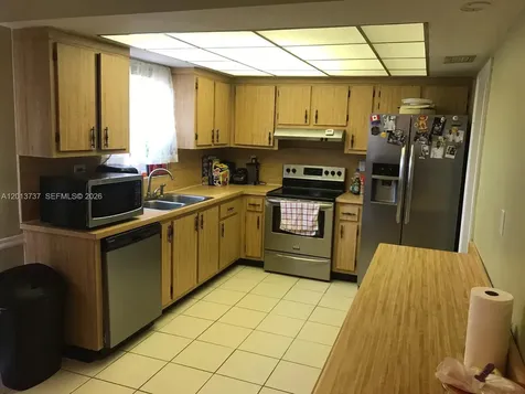 3965 NW 9th Avenue Deerfield Beach FL 33064