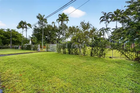 11665 W Biscayne Canal Road Miami FL 33161