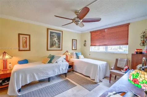 2851 Leonard Drive Aventura FL 33160