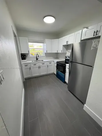 2640 NE 215th Street Miami FL 33180