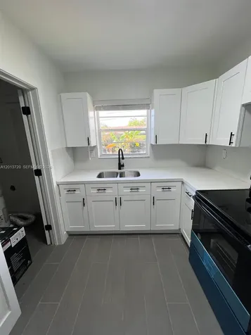 2640 NE 215th Street Miami FL 33180