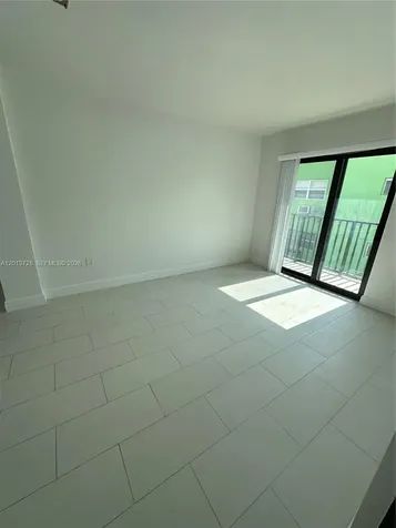 536 SW 7th Street Miami FL 33130