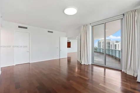 5959 Collins Avenue Miami Beach FL 33140
