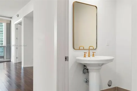 5959 Collins Avenue Miami Beach FL 33140