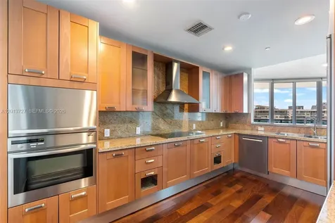 5959 Collins Avenue Miami Beach FL 33140