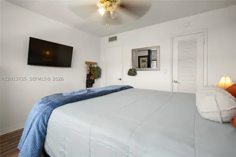 2851 Leonard Drive Aventura FL 33160