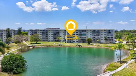 2851 Leonard Drive Aventura FL 33160
