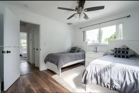 2242 Taft Street Hollywood FL 33020