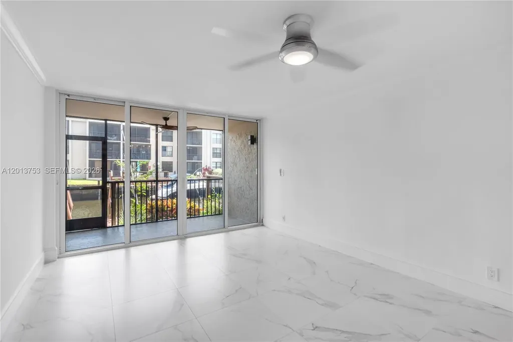 12 Royal Palm Way Boca Raton FL 33432