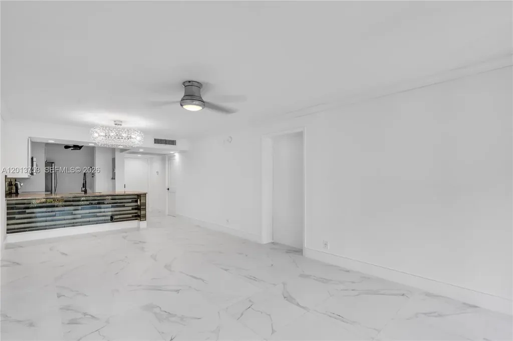 12 Royal Palm Way Boca Raton FL 33432