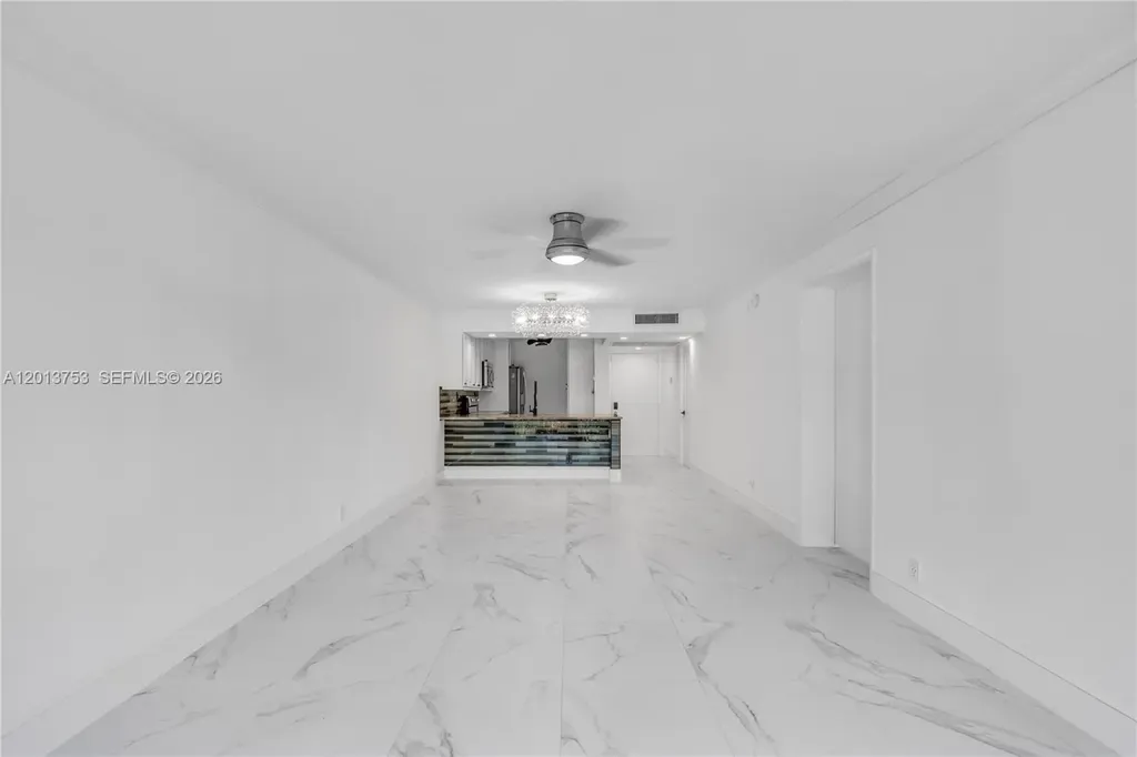 12 Royal Palm Way Boca Raton FL 33432