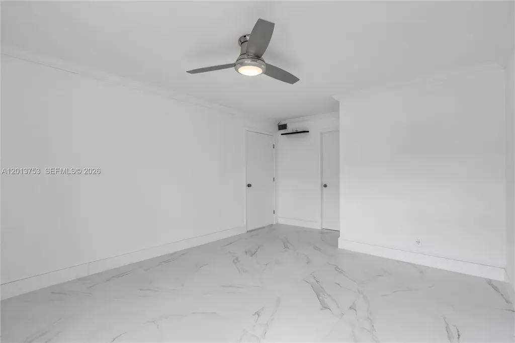 12 Royal Palm Way Boca Raton FL 33432
