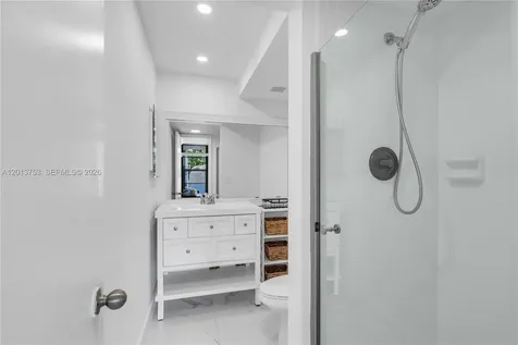 12 Royal Palm Way Boca Raton FL 33432