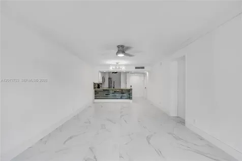 12 Royal Palm Way Boca Raton FL 33432