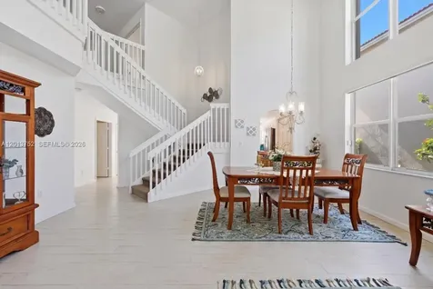 4019 Turquoise Trail Weston FL 33331