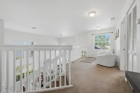4019 Turquoise Trail Weston FL 33331