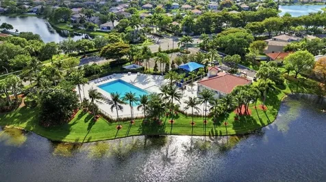 4019 Turquoise Trail Weston FL 33331
