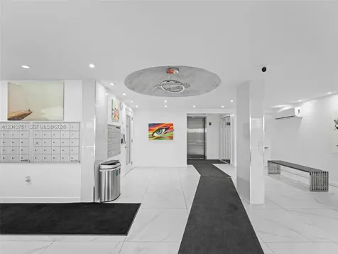 720 Collins Avenue Miami Beach FL 33139