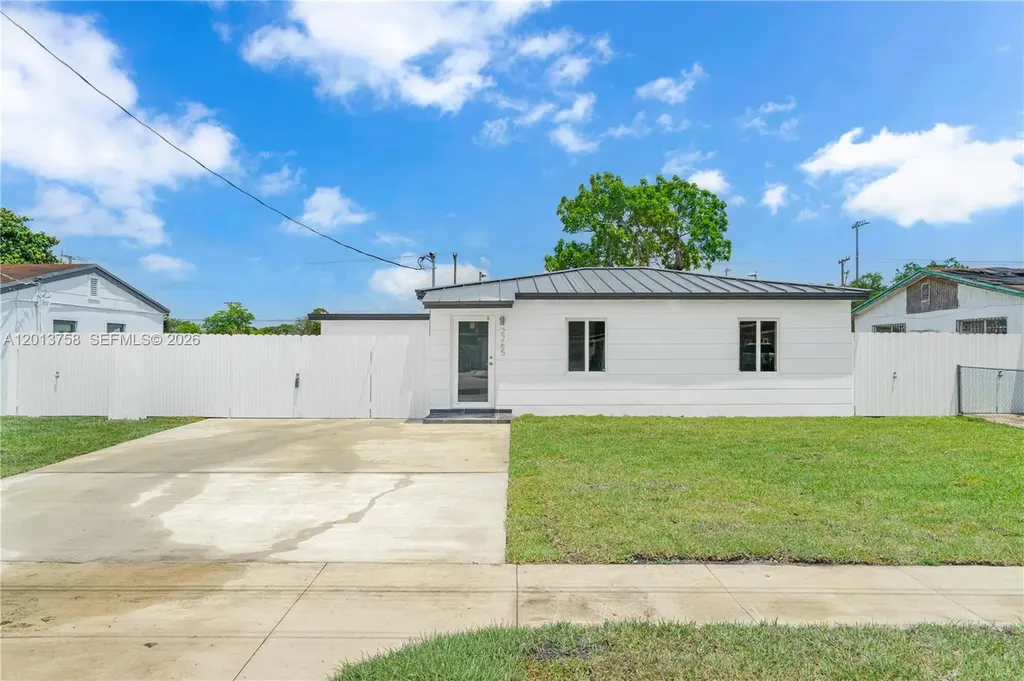 2265 NW 155 Street Miami Gardens FL 33054