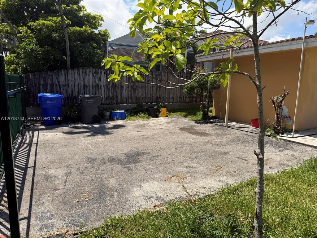 Hollywood FL 33020
