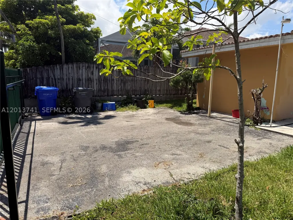 Hollywood FL 33020