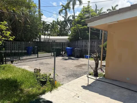 Hollywood FL 33020