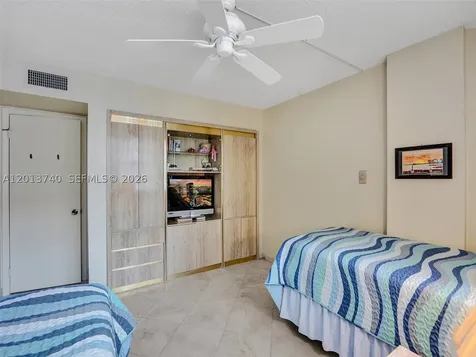 3113 S Ocean Drive Hallandale Beach FL 33009
