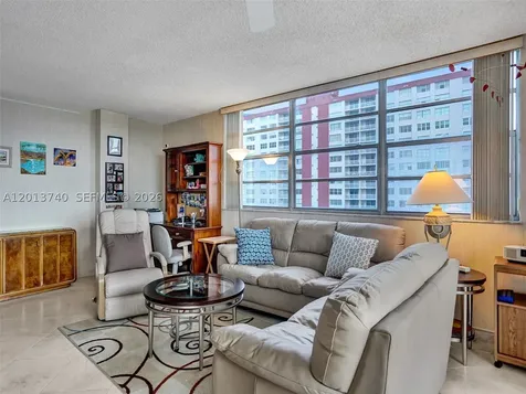 3113 S Ocean Drive Hallandale Beach FL 33009