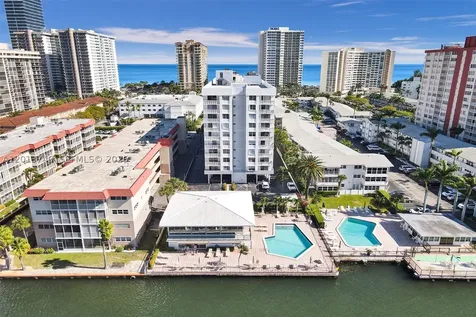 3113 S Ocean Drive Hallandale Beach FL 33009