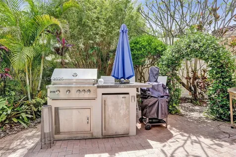 6204 NW 78th Court Parkland FL 33067