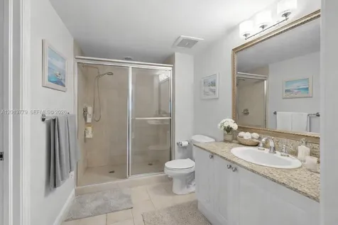 19501 W Country Club Drive Aventura FL 33180