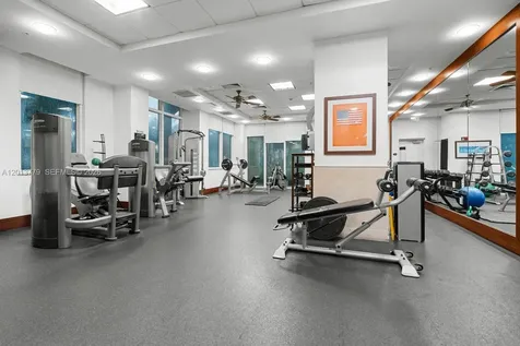 19501 W Country Club Drive Aventura FL 33180