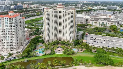 19501 W Country Club Drive Aventura FL 33180