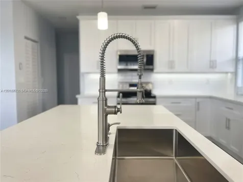 4010 NE 20th Street Homestead FL 33033