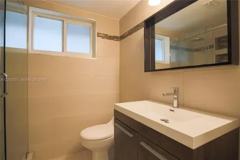 3239 W Trade Avenue Miami FL 33133