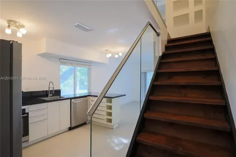 3239 W Trade Avenue Miami FL 33133