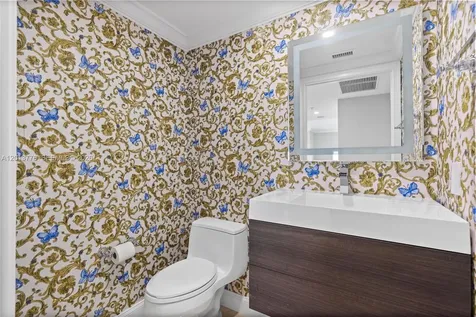 3350 SW 27 Avenue Coconut Grove FL 33133