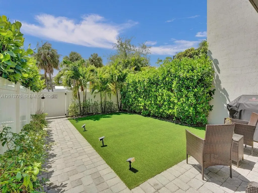 1604 SW 4th Avenue Fort Lauderdale FL 33315