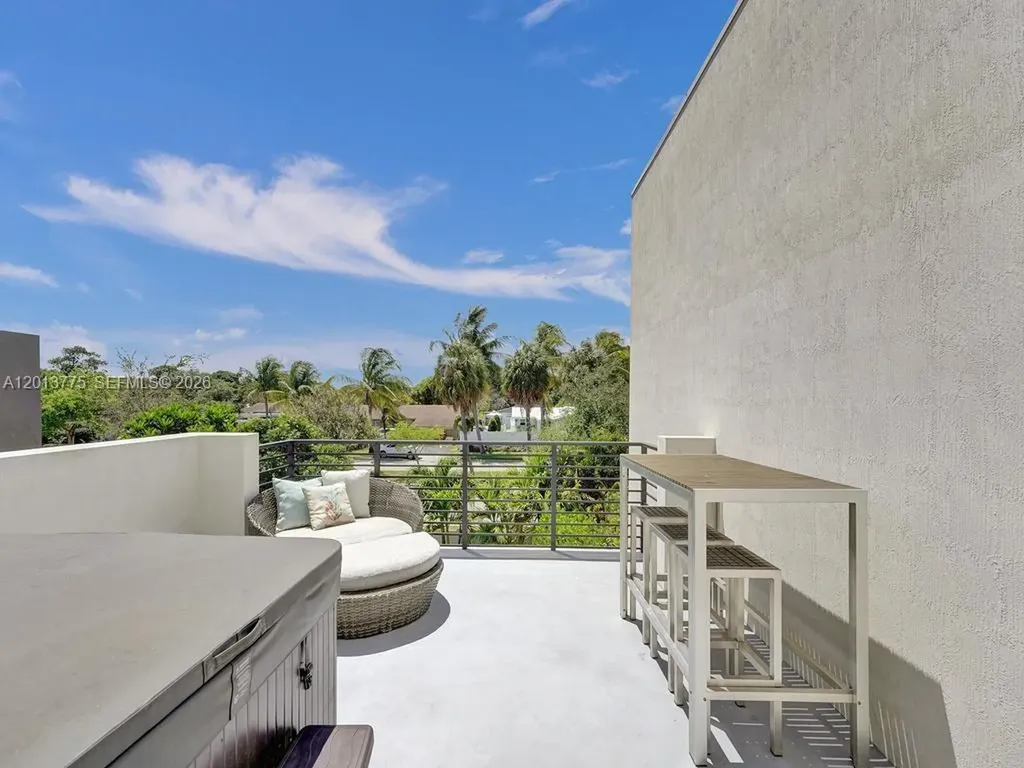 1604 SW 4th Avenue Fort Lauderdale FL 33315