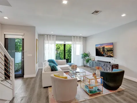 1604 SW 4th Avenue Fort Lauderdale FL 33315