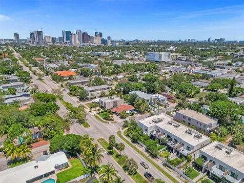 1604 SW 4th Avenue Fort Lauderdale FL 33315