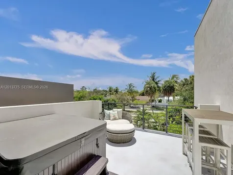 1604 SW 4th Avenue Fort Lauderdale FL 33315