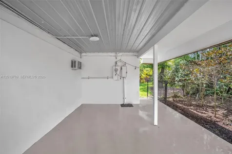 470 NE 113th Street Miami FL 33161