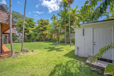 470 NE 113th Street Miami FL 33161