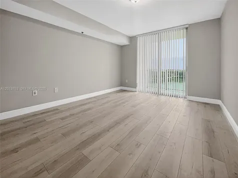 2681 N Flamingo Road Sunrise FL 33323